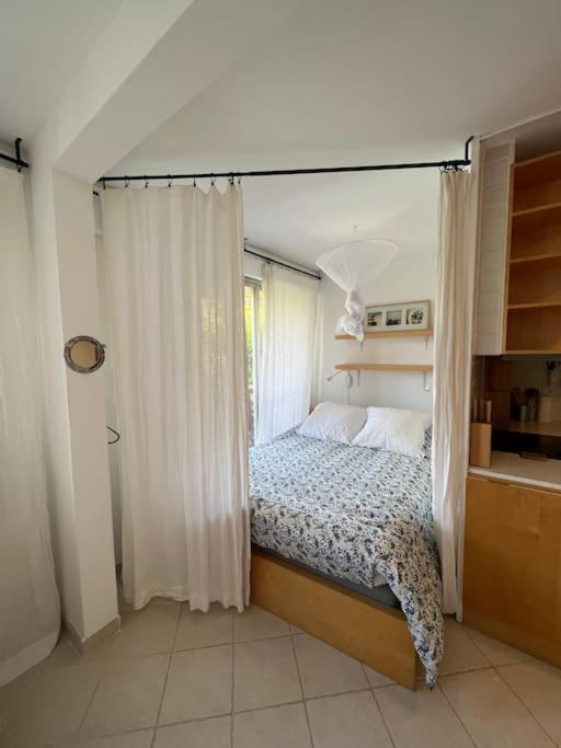 Appartement Avec Jardin Au Coeur De Saint-Tropez. Luaran gambar